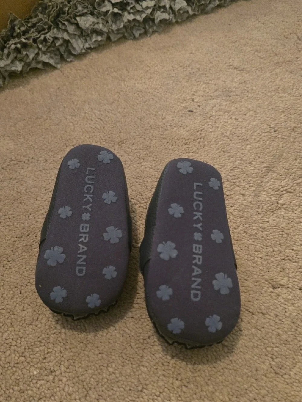 Lucky Brand Navy Blue/Silver Infant Crib Shoes with Silver Hardware